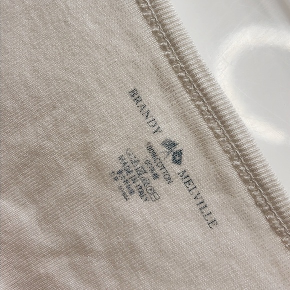 Brandy Melville White Crop Top - Picture 5 of 6